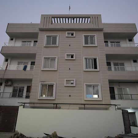 Lalit Villa Luxury Apartments Allāhābād Junction 외부 사진